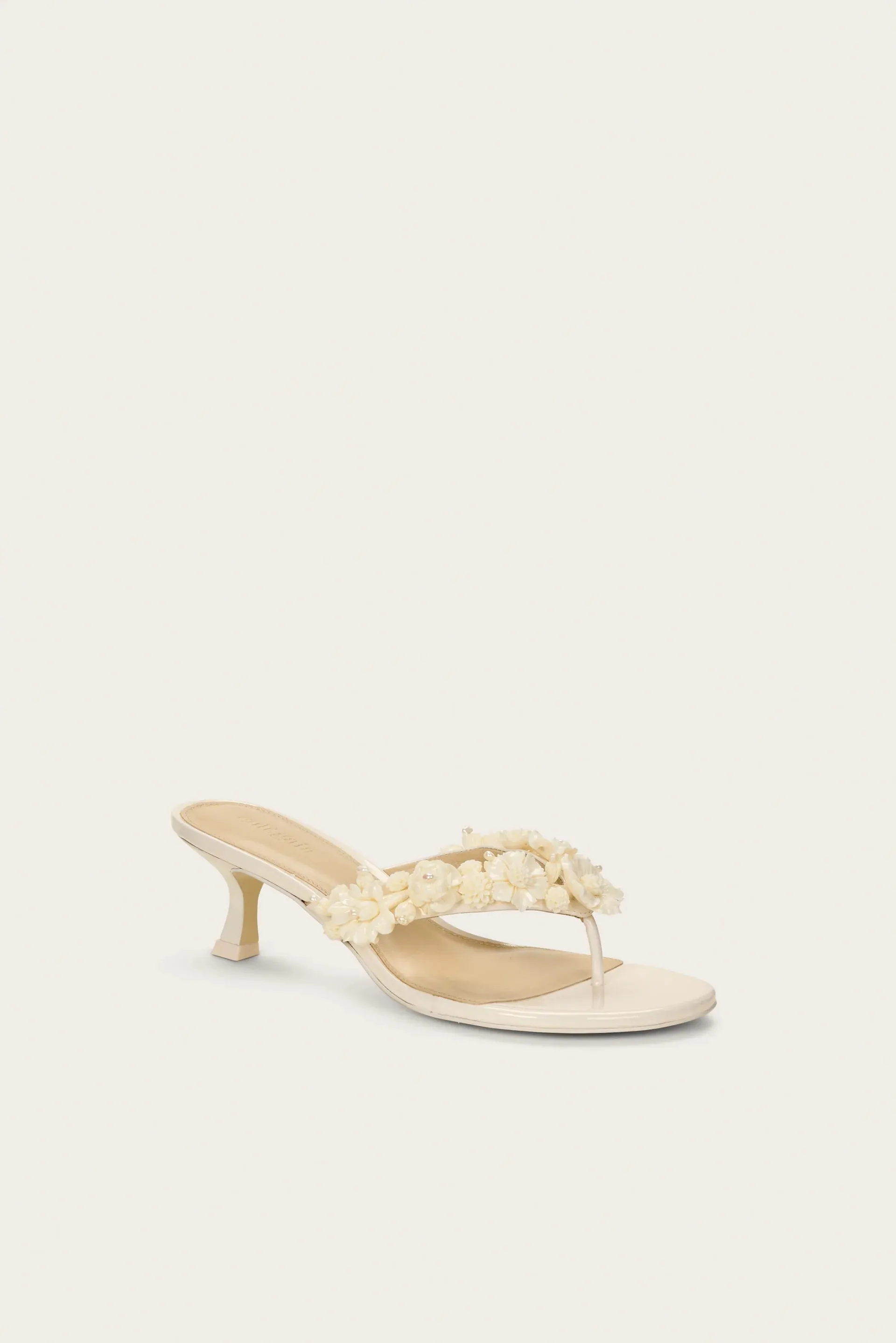 Avery Sandal  - Ivory