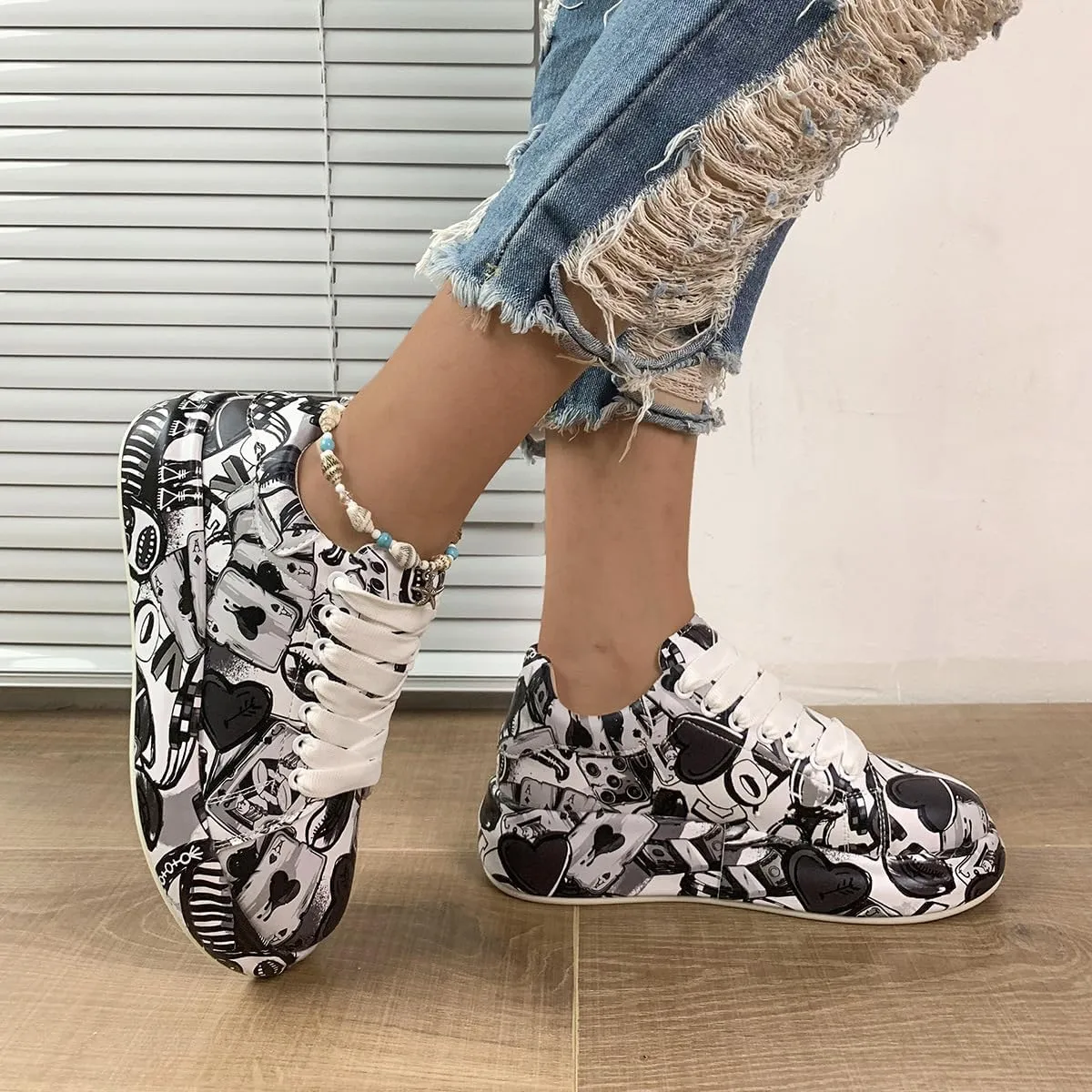 Breathable Low-top Lace-up Graffiti Running Shoes for Men Women - Ideal for Gym, Tennis, Walking, and Fashion