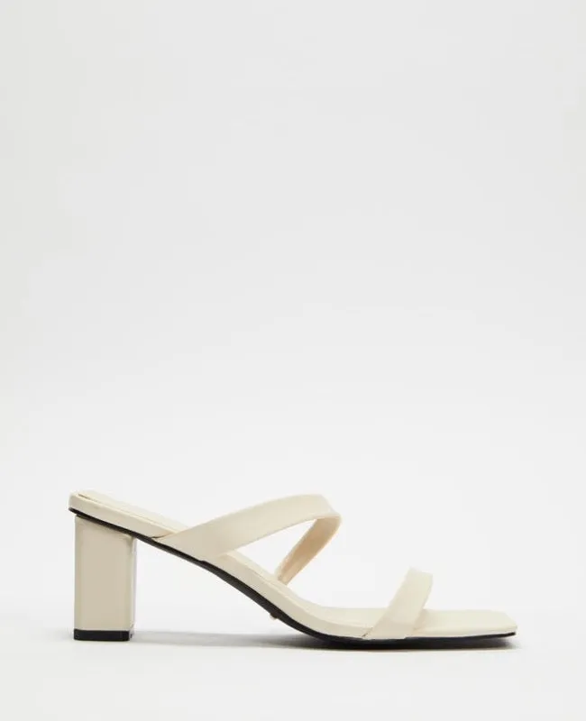 Calissa Heel