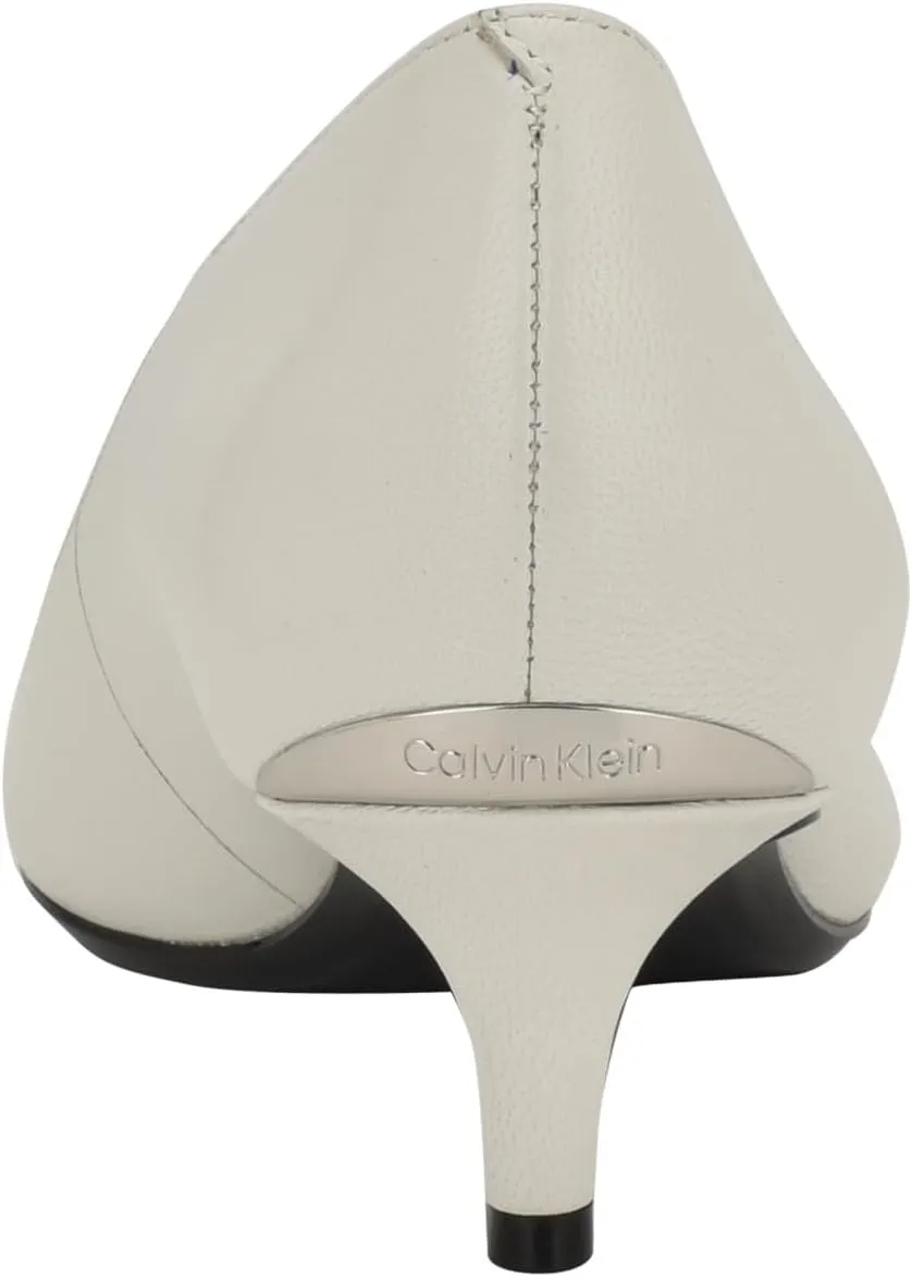 Calvin Klein Womens Gabrianna2 Pump