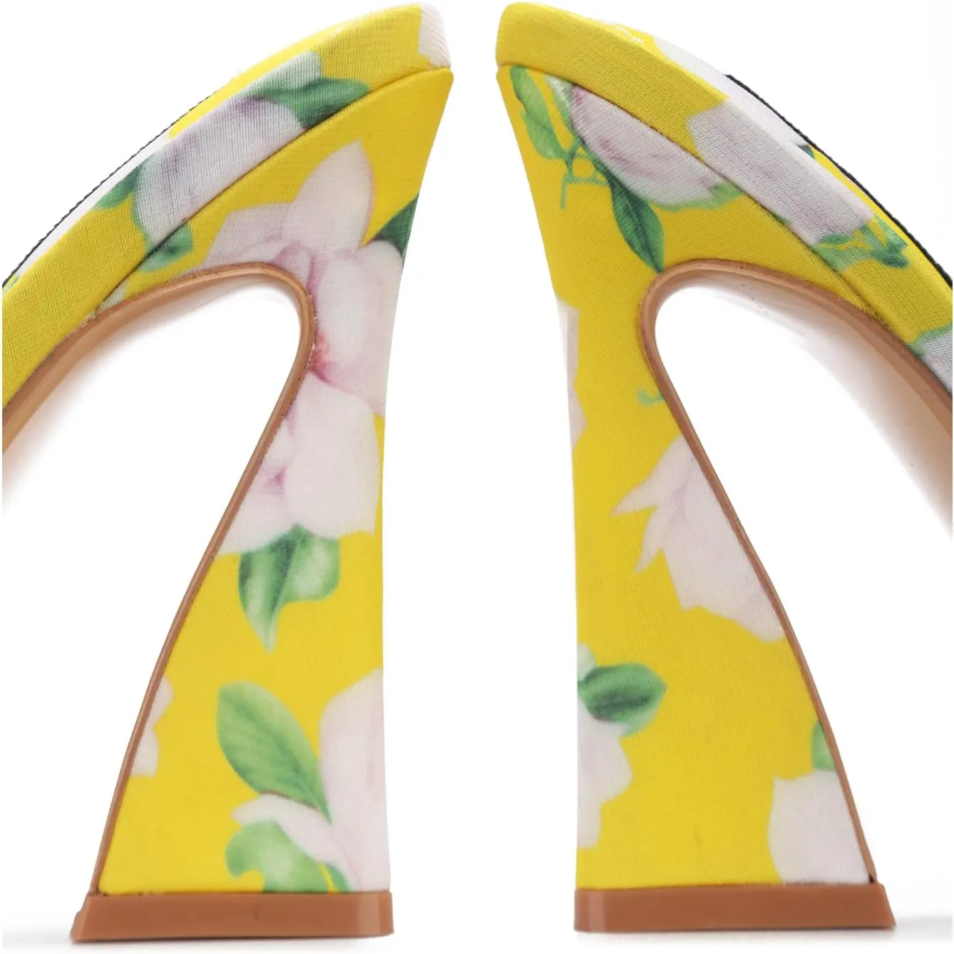 Cape Robbin Kardasian Round Toe Odd Shaped High Heel (Kardasian)