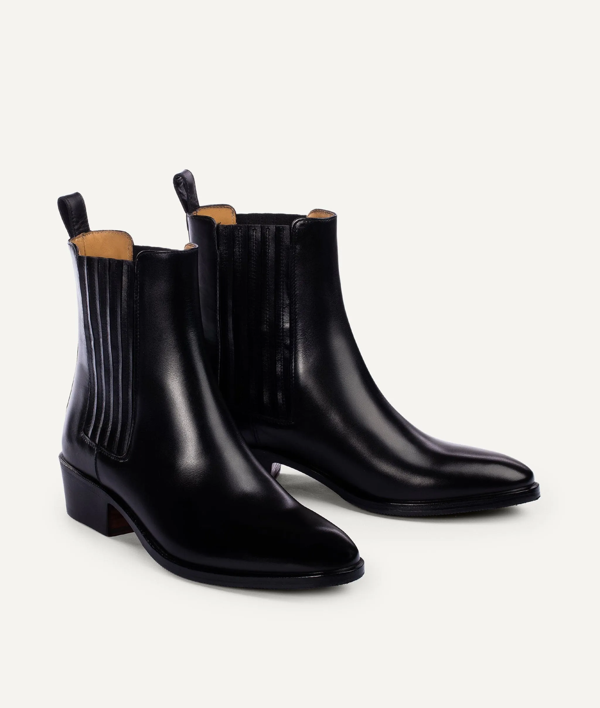 Chelsea Bootie in Calf Leather