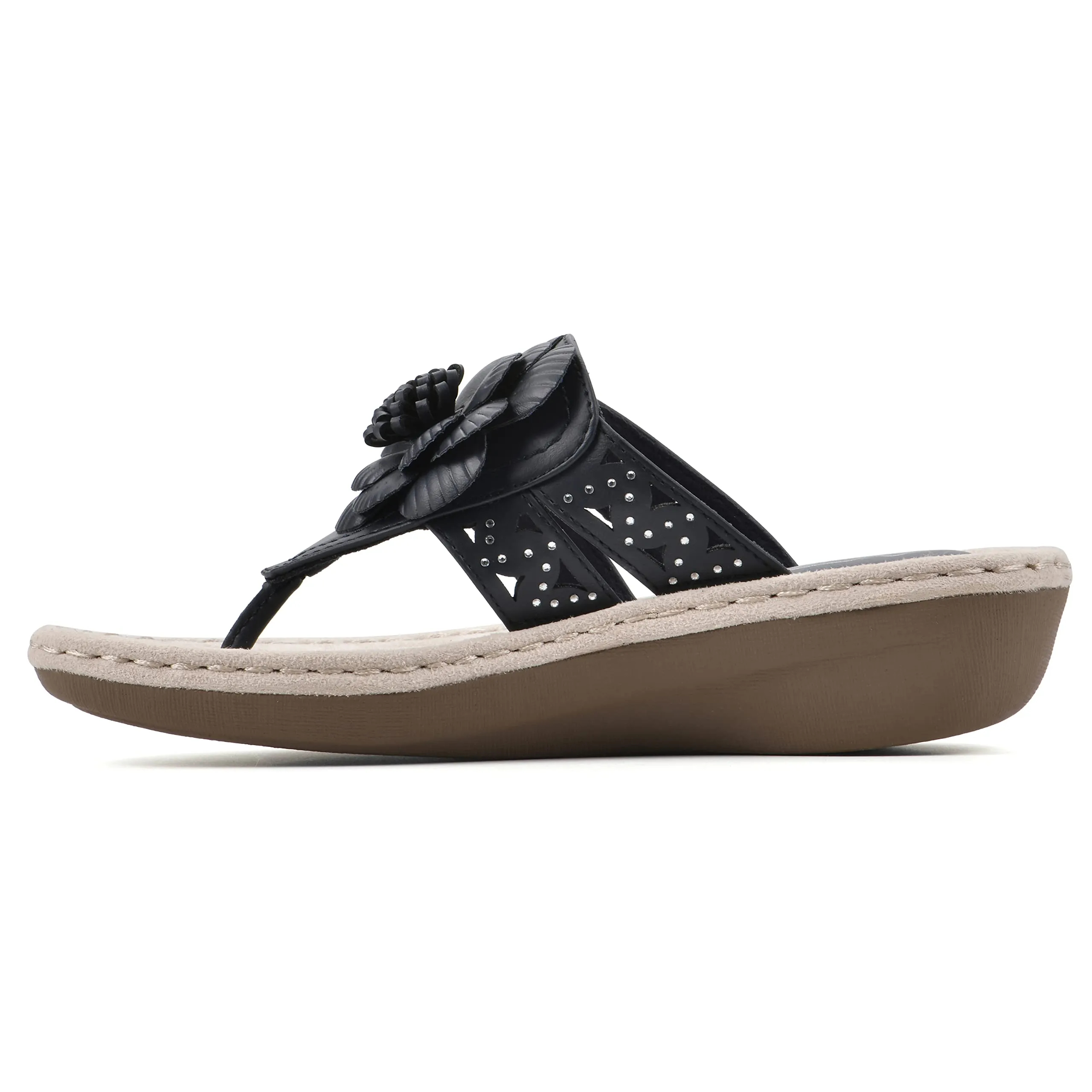 CLIFFS BY WHITE MOUNTAIN Cynthia Women's Thong Sandal, Navy/Smooth, 7 M