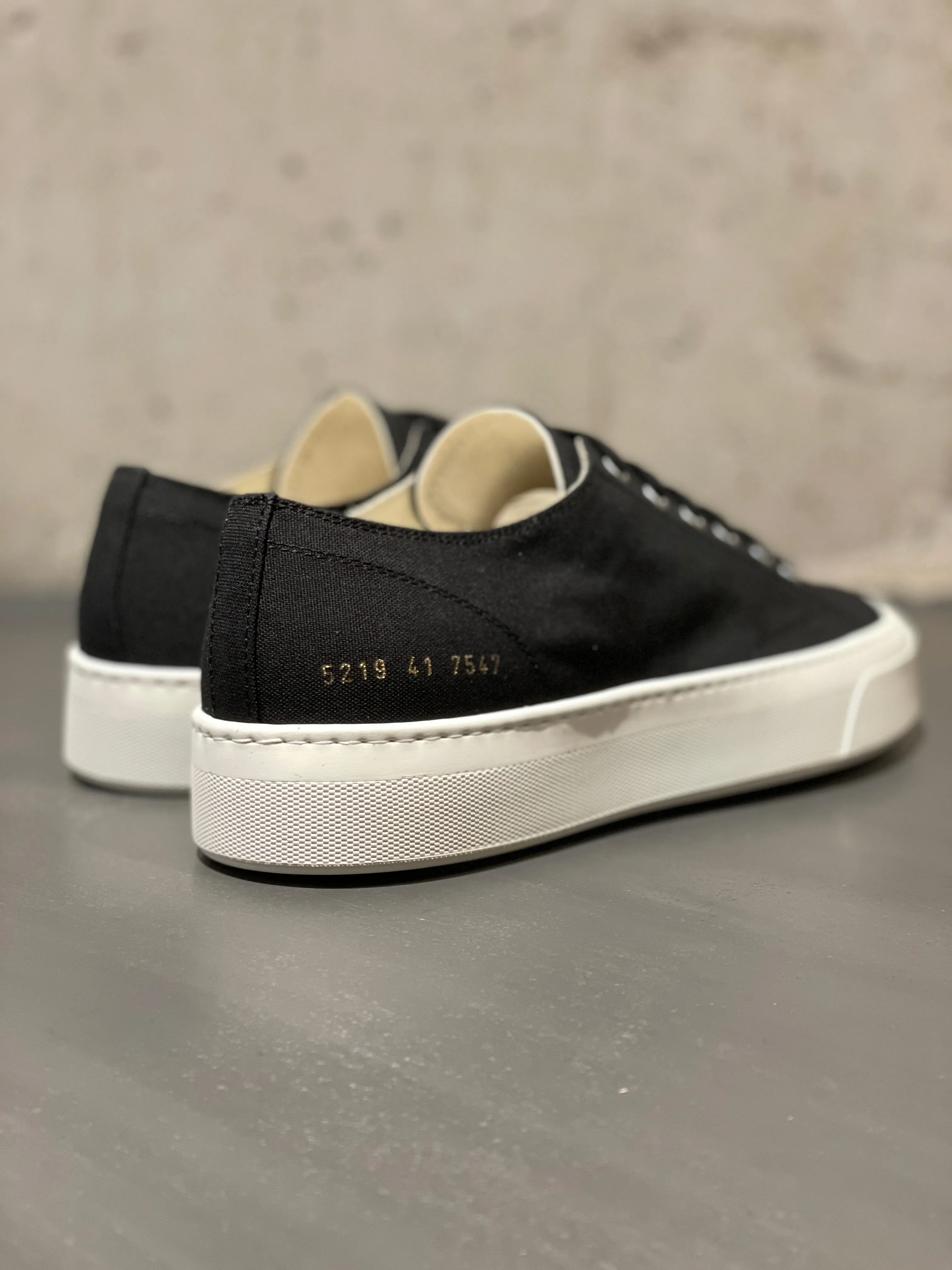 COMMON PROJECTS 5219 TOURNAMENT LOW CLASSIC CANVAS BLACK