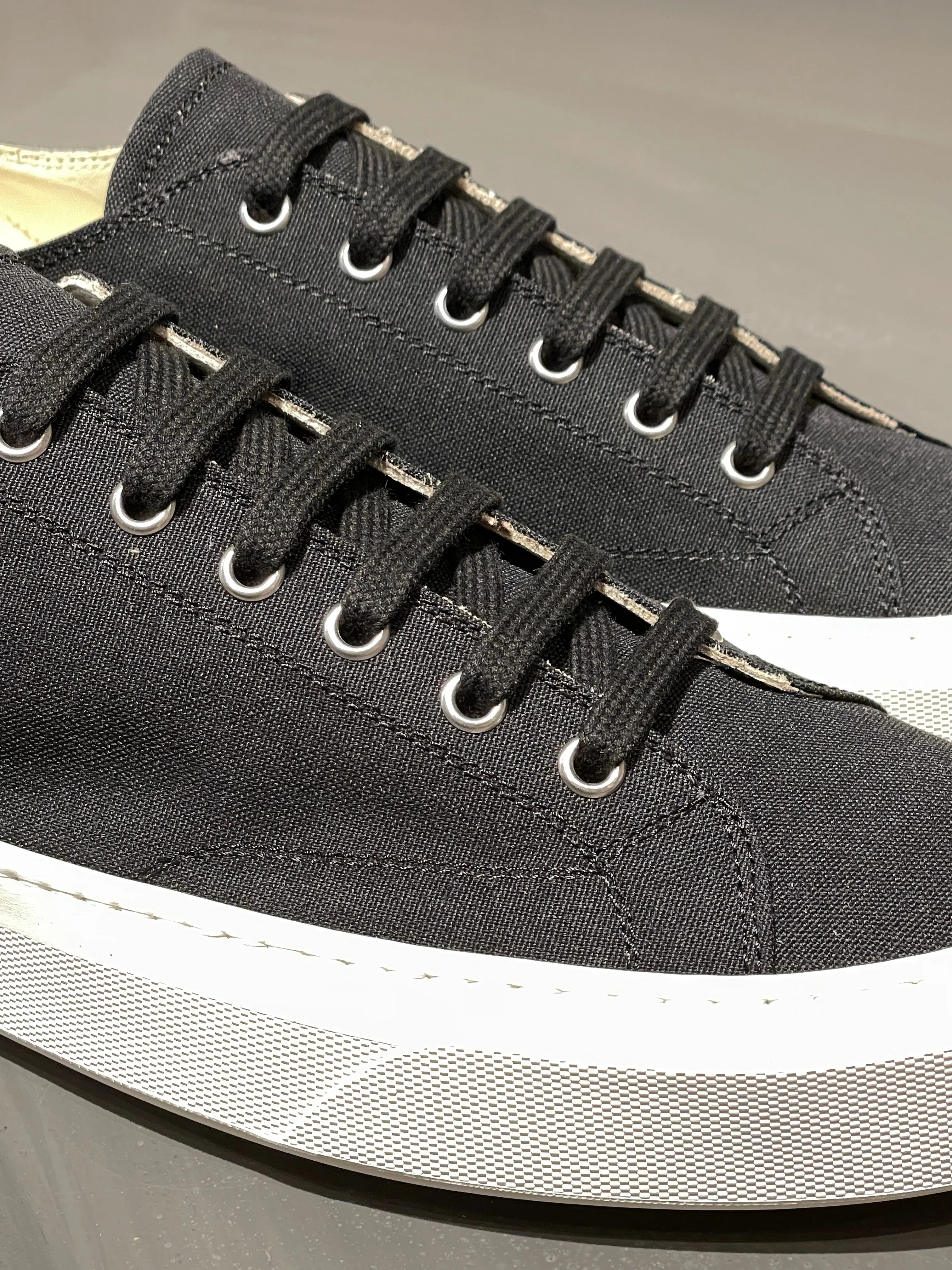 COMMON PROJECTS 5219 TOURNAMENT LOW CLASSIC CANVAS BLACK