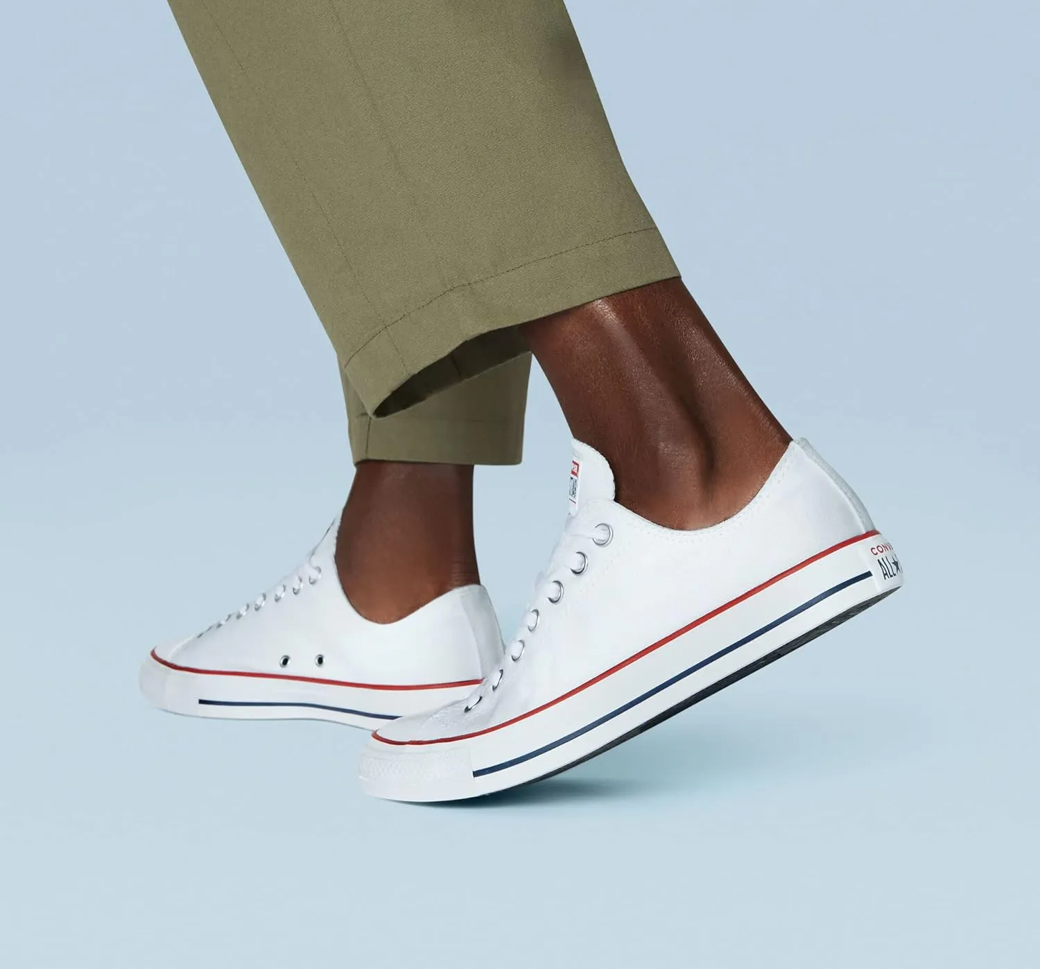 Converse Unisex-Adult Chuck Taylor All Star Canvas Wide-fit Sneaker
