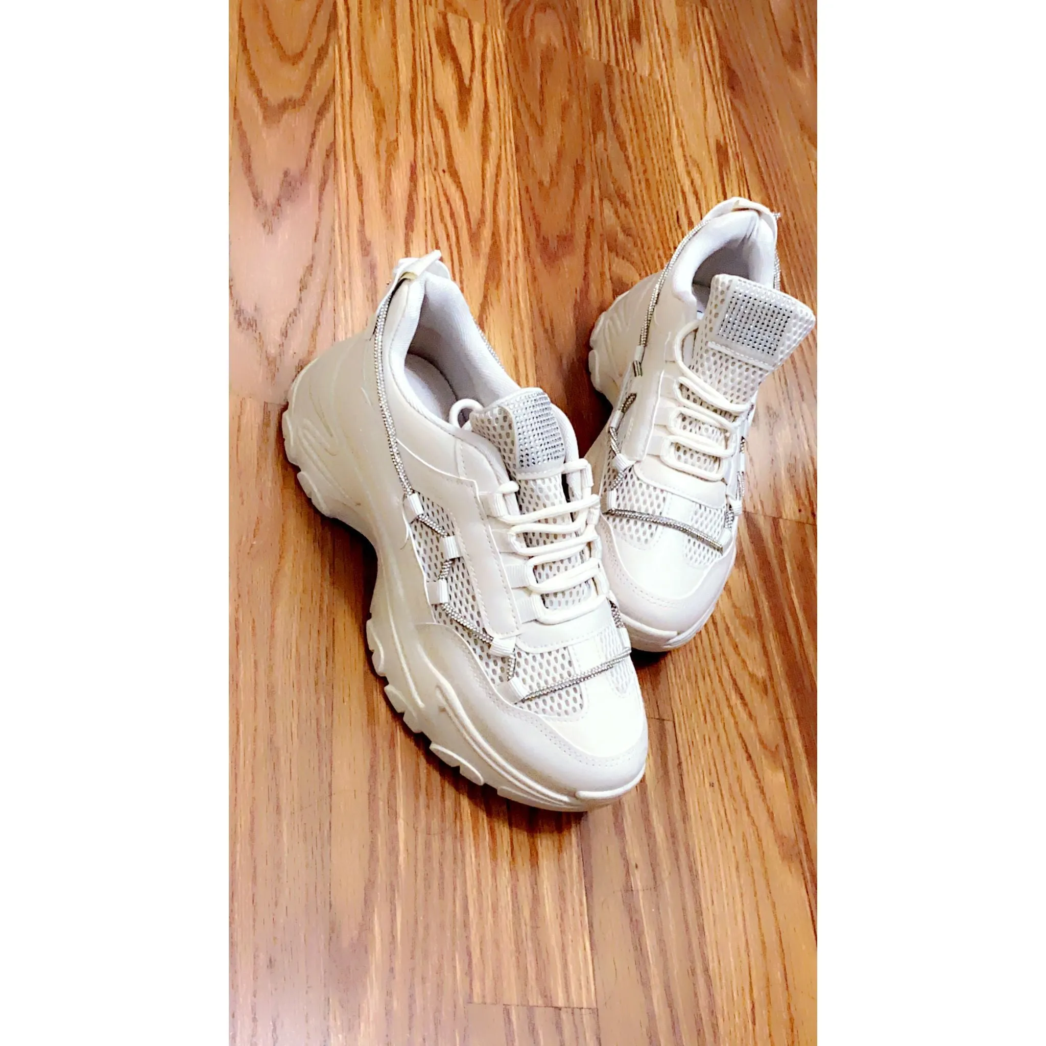 CUTSEY Fall Rhinestone Rope Beige Sneaker