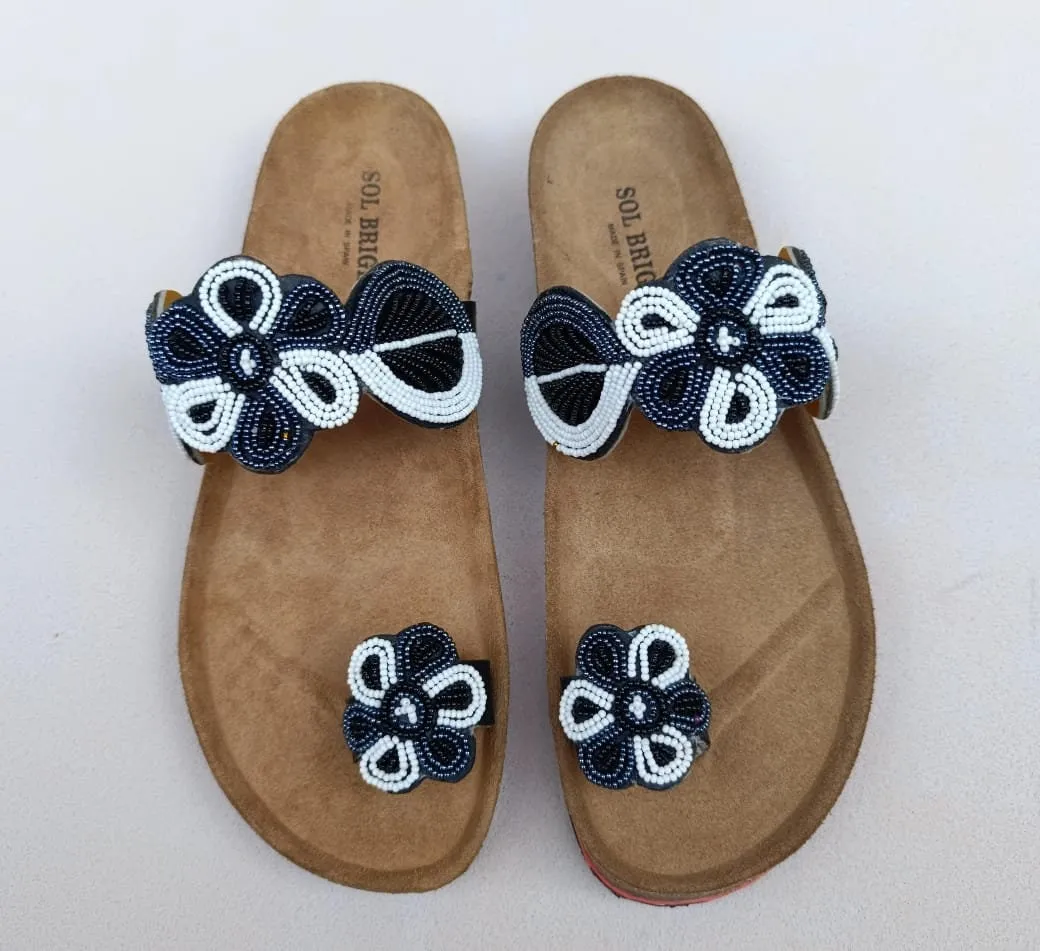 Handmade African Beaded Sandals/Authentic Maasai-Style Leather Flip-Flops Women/Boho Beach Sandals/Comfortable Summer Sandal African Gifts
