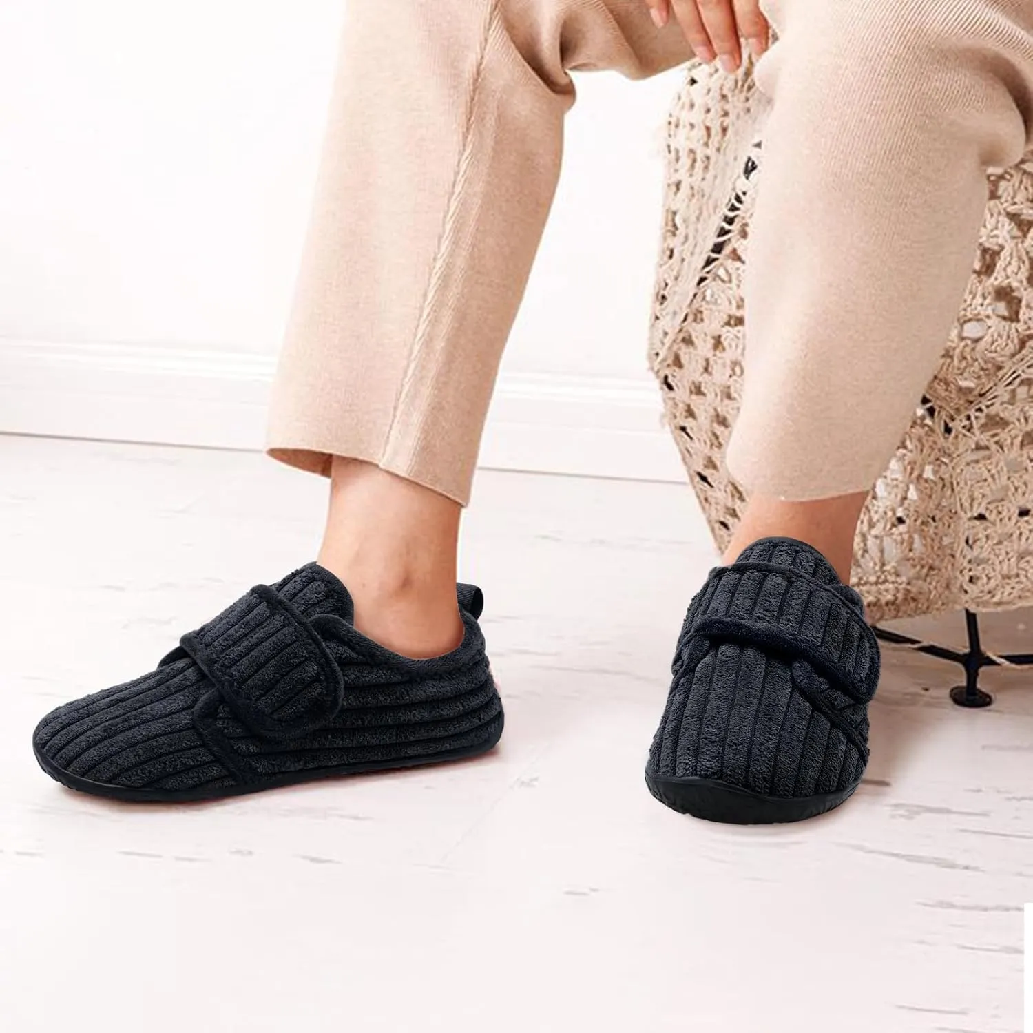 L-RUN Barefoot Womens & Men Soft House Slippers - Lightweight Indoor & Outdoor Slippers - Adjustable Home Shoes