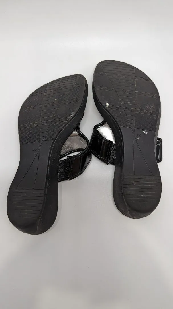 Marc Fisher Black Thong Sandals