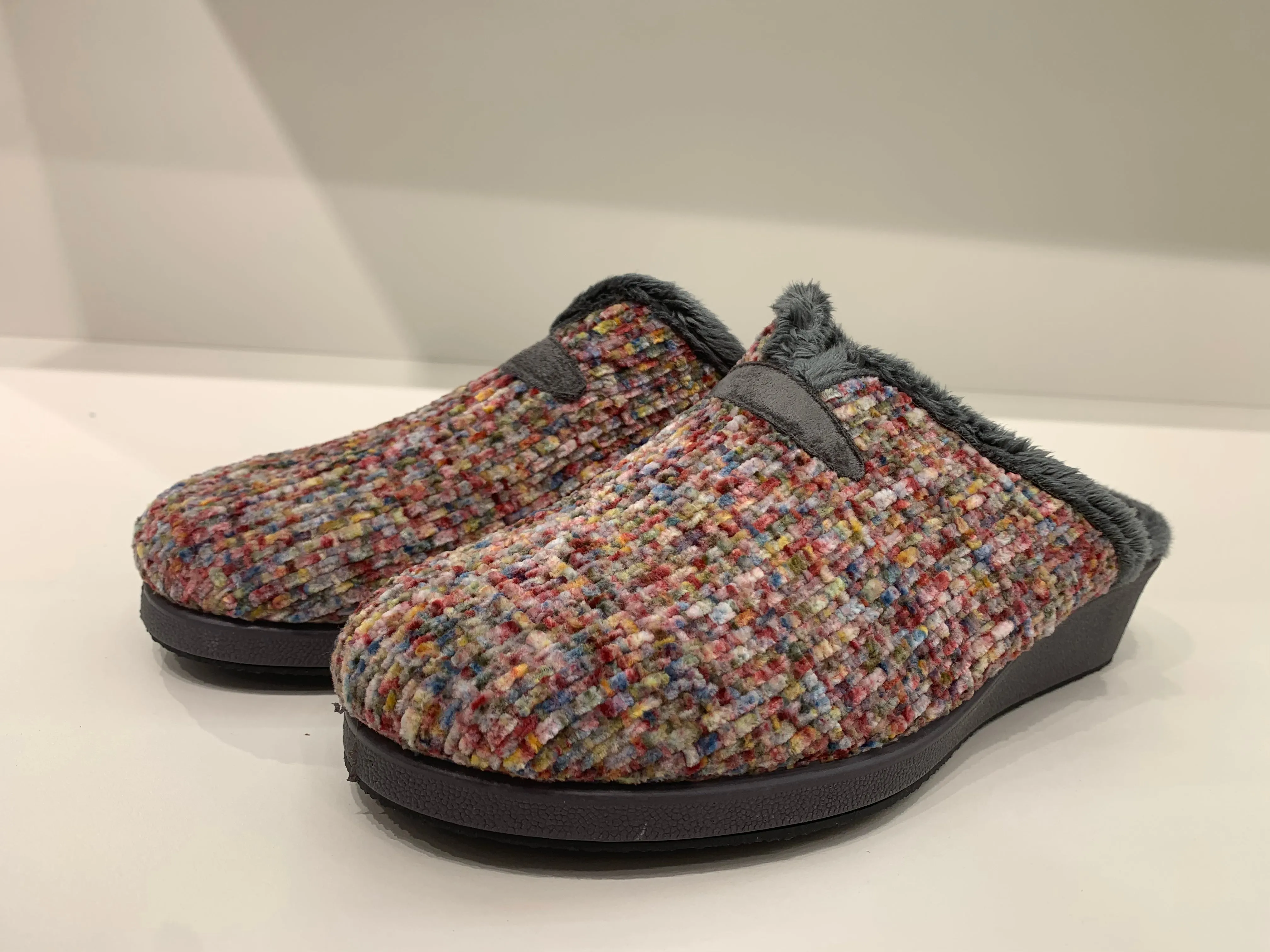 MELLOWSTEP MOSAIC COVERED