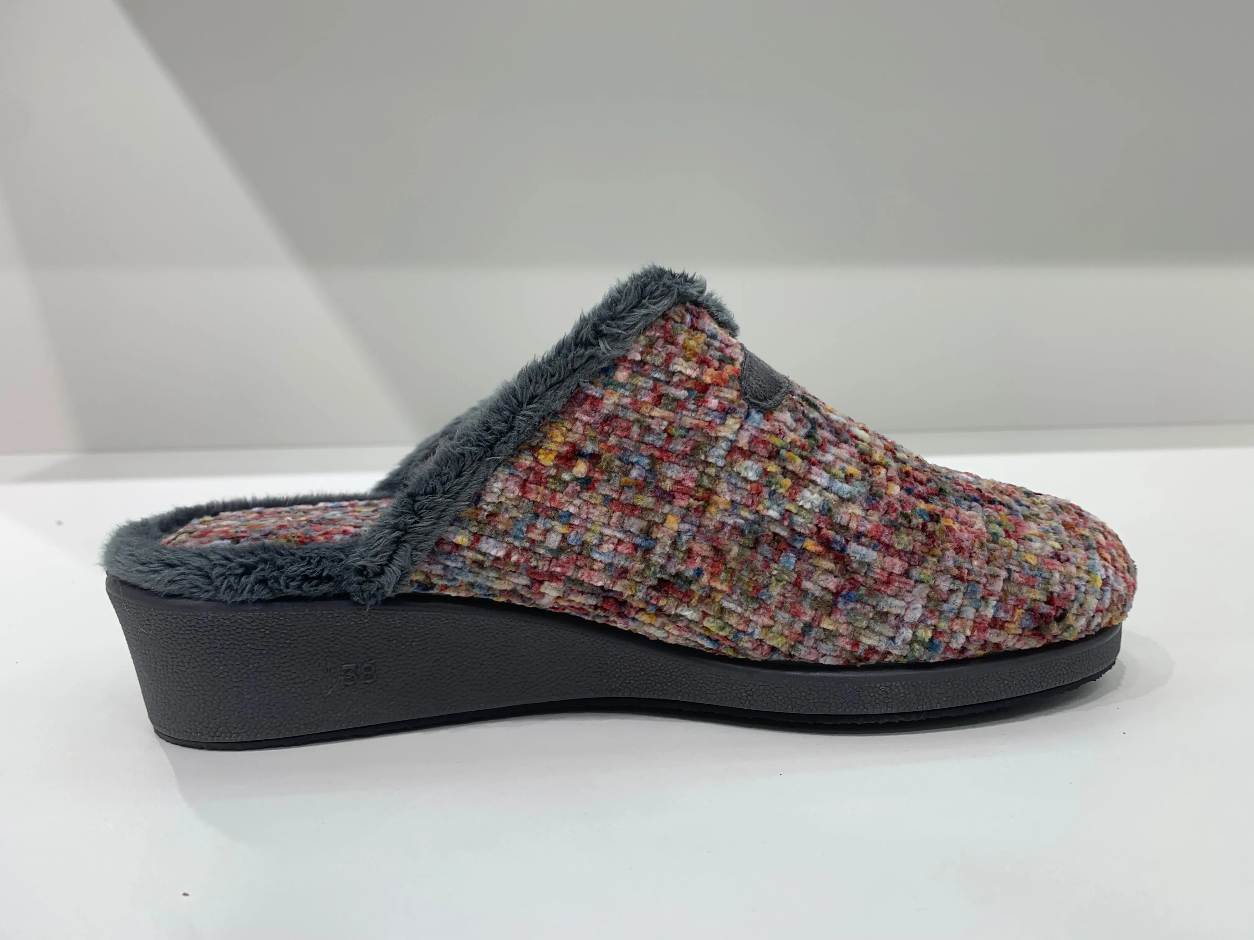 MELLOWSTEP MOSAIC COVERED