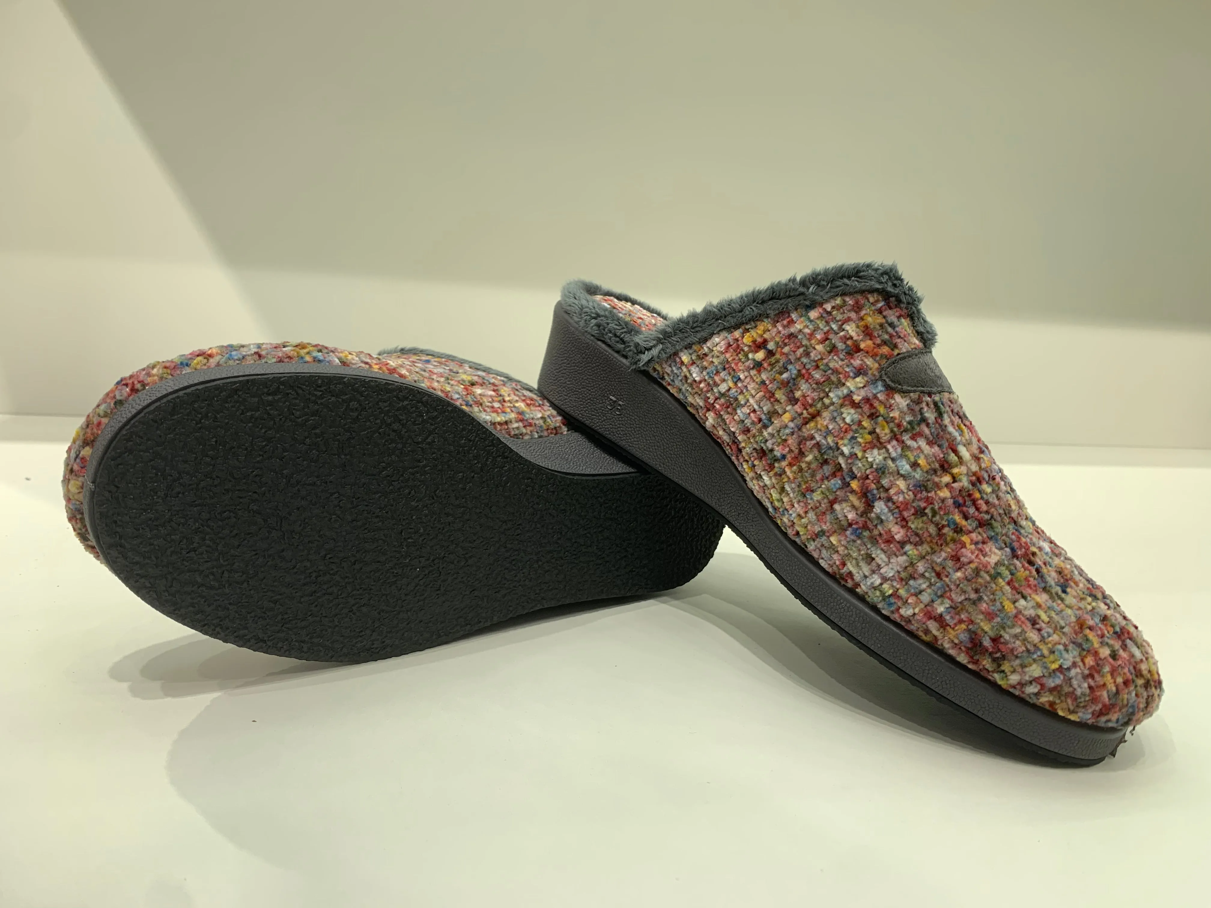 MELLOWSTEP MOSAIC COVERED