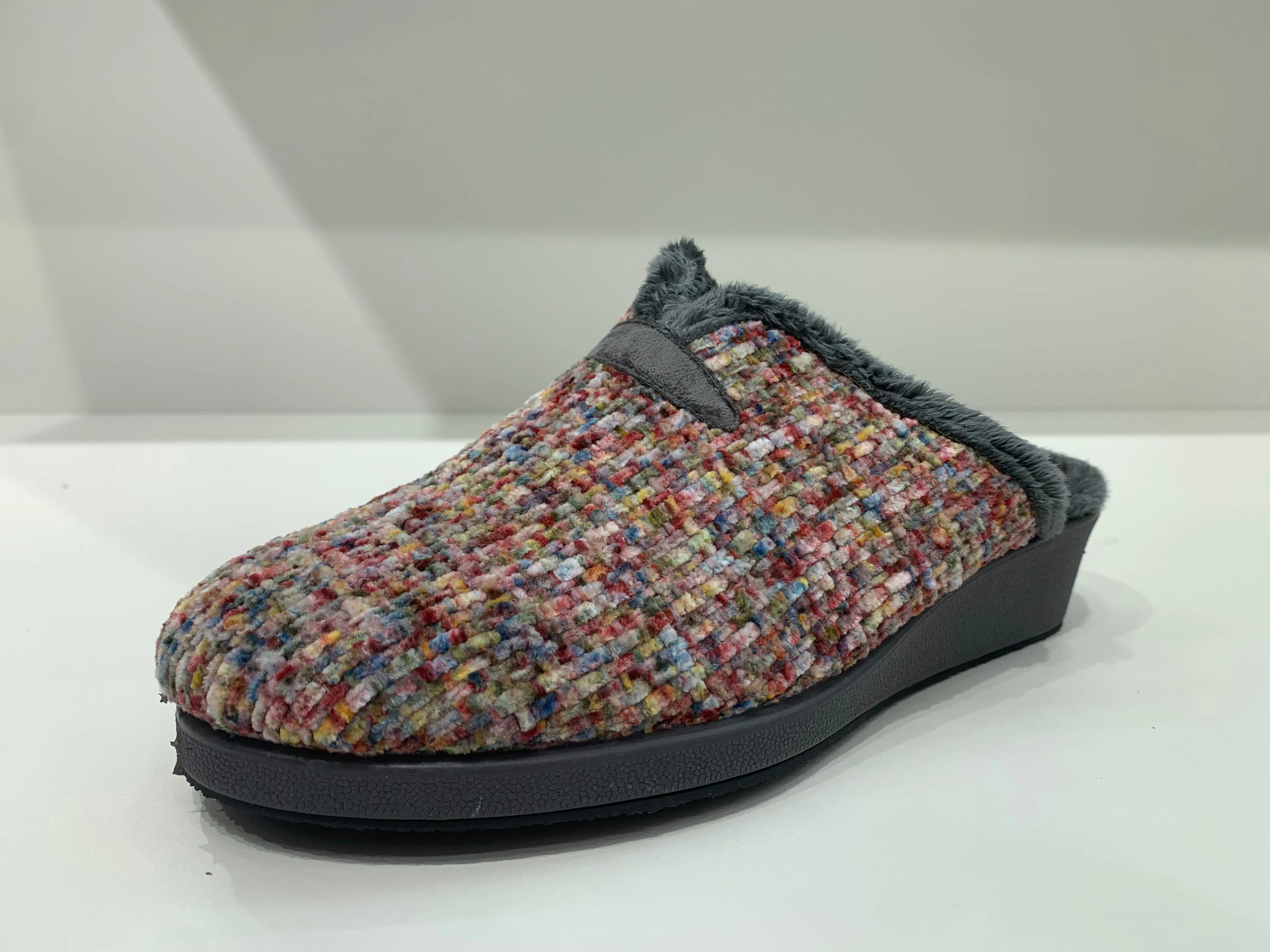 MELLOWSTEP MOSAIC COVERED