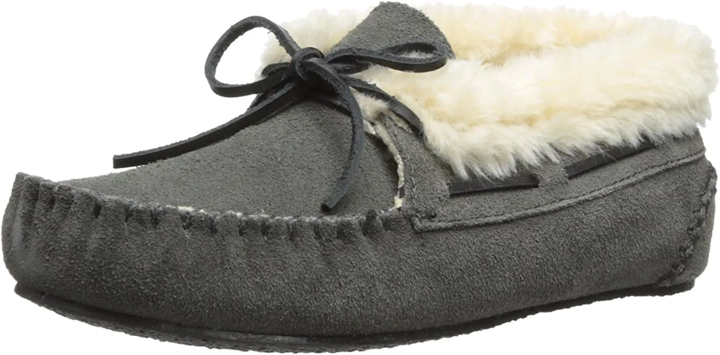Minnetonka Women's Chrissy Slipper Bootie