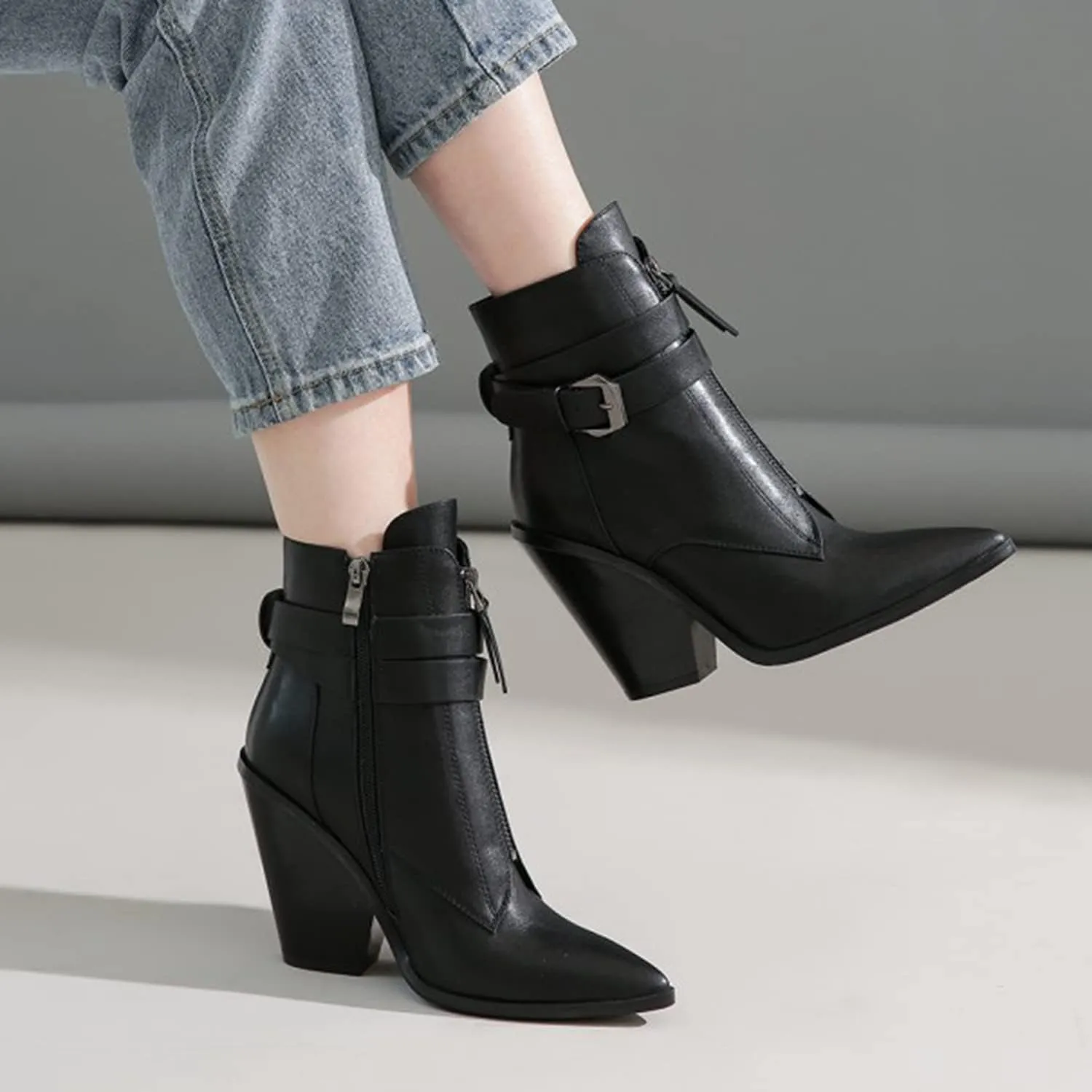 MOOMMO Women Chunky Heel Western Booties Pointed Toe Buckle Strap Crocodile Pattern Front Zipper Ankle Boots Cowboy 4 Inch High Stacked Heel Animal Print Wild Cool Party Club Winter 5-11 M US