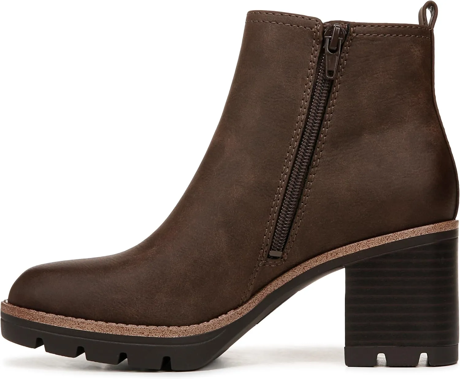 Naturalizer Women's Madalynn Gore Lug Sole Heeled Ankle Bootie