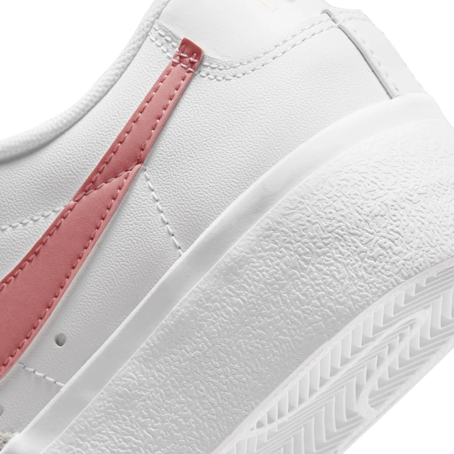 Nike Women Gymnastics Shoes Sneaker, Medium