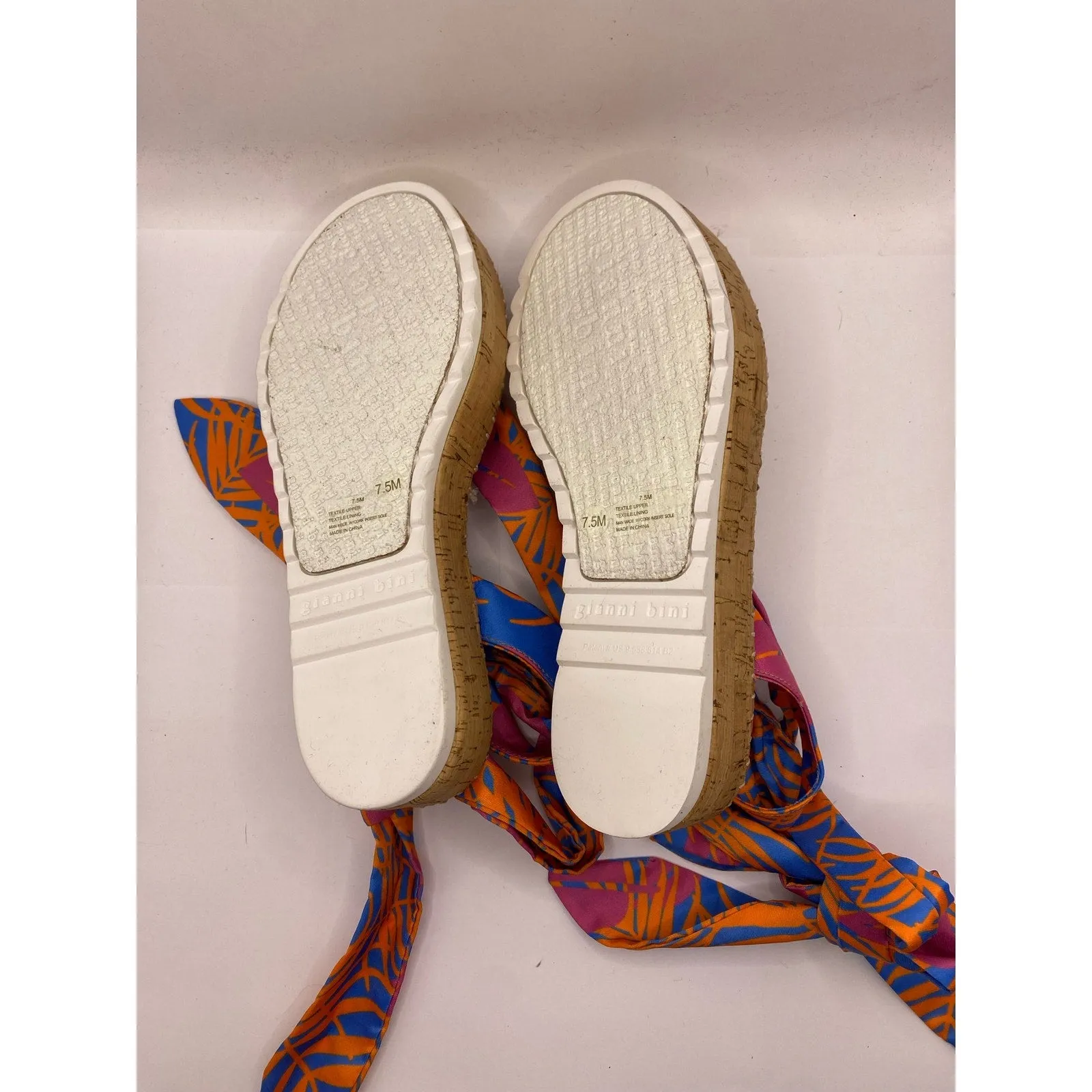 NWOB Gianni Bini Blue Orange Platform Wrap Sandals Sz 7.5