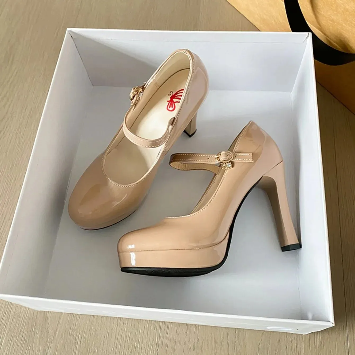 Round Toe Platform Heel Mary Janes Shoes