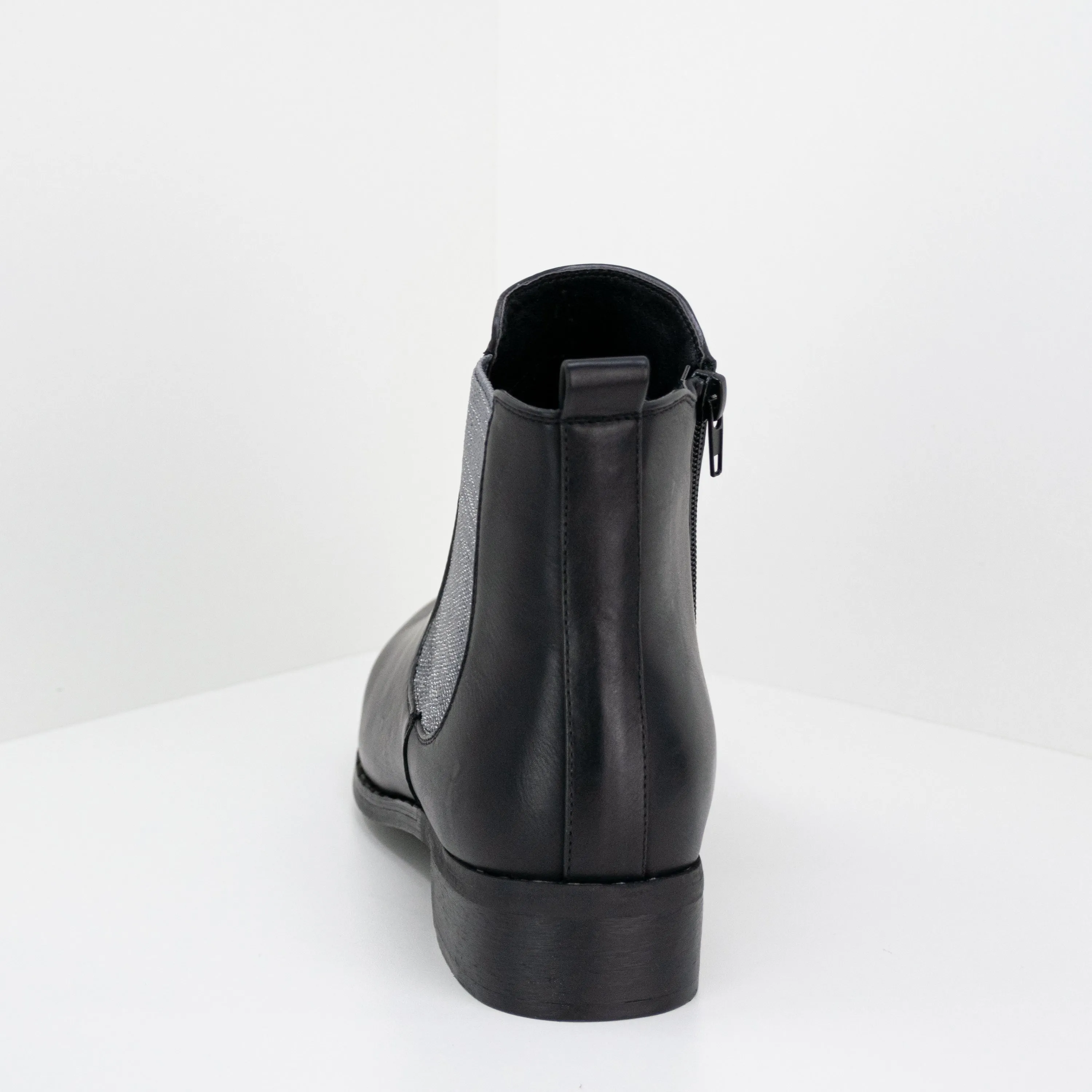 Sabine in schwarz - Damen Stiefelette