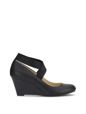 Saedra Wedge in Black