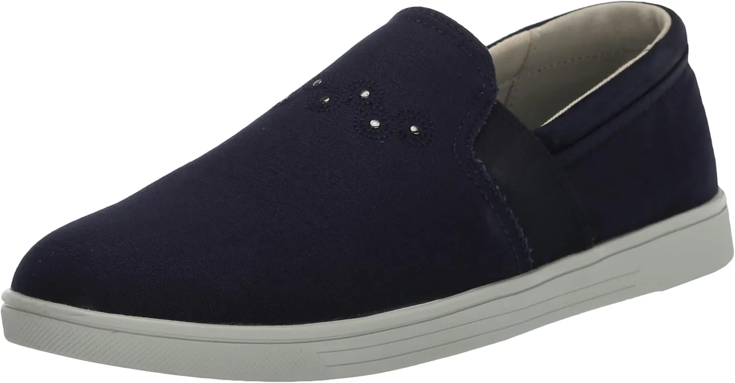 Spenco Women's Waterfront Canvas Sneaker