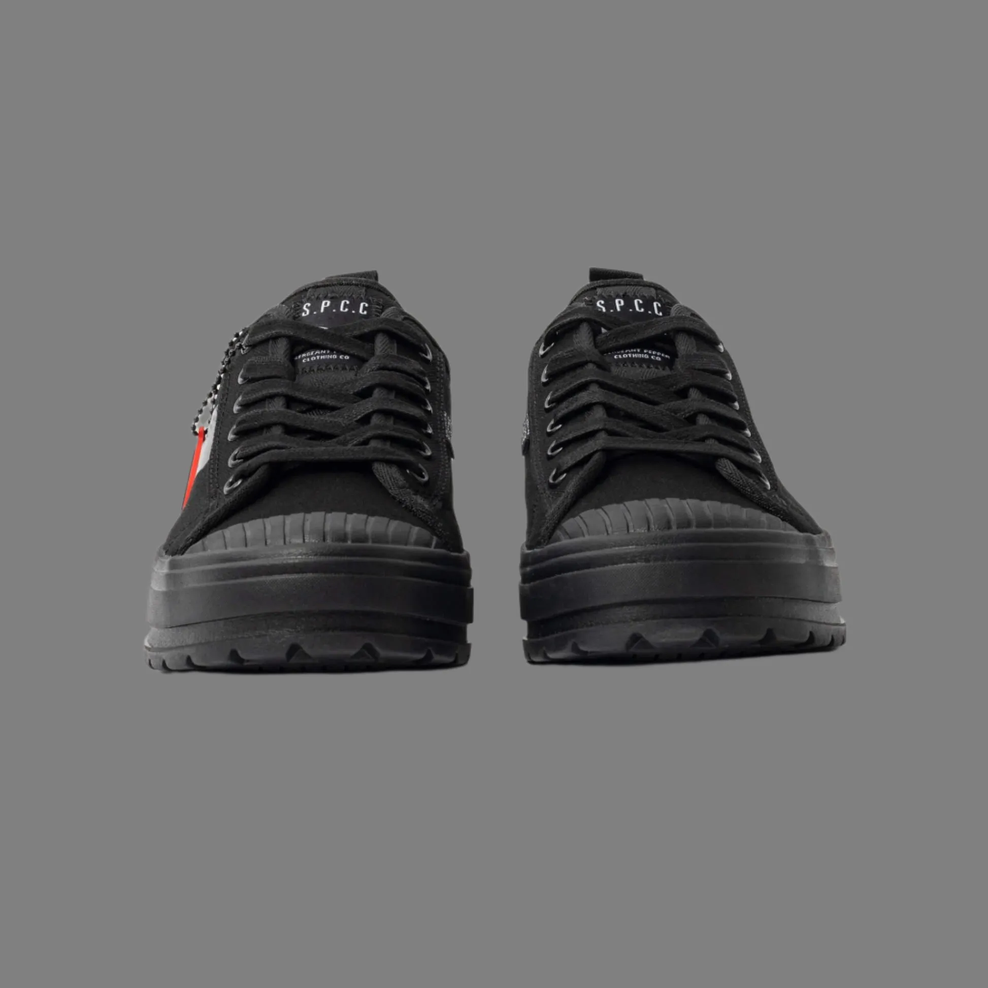 Surge Lo Sneaker (Black)
