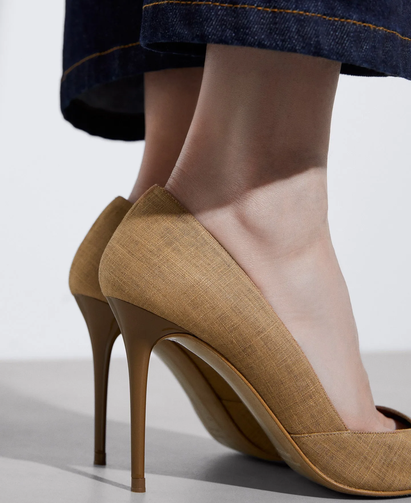 Tobacco Heeled Shoes Made In Spain