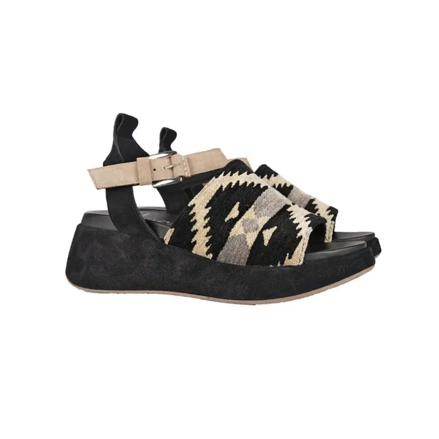 Wedge Sandal Tessuto Azteco in Nero