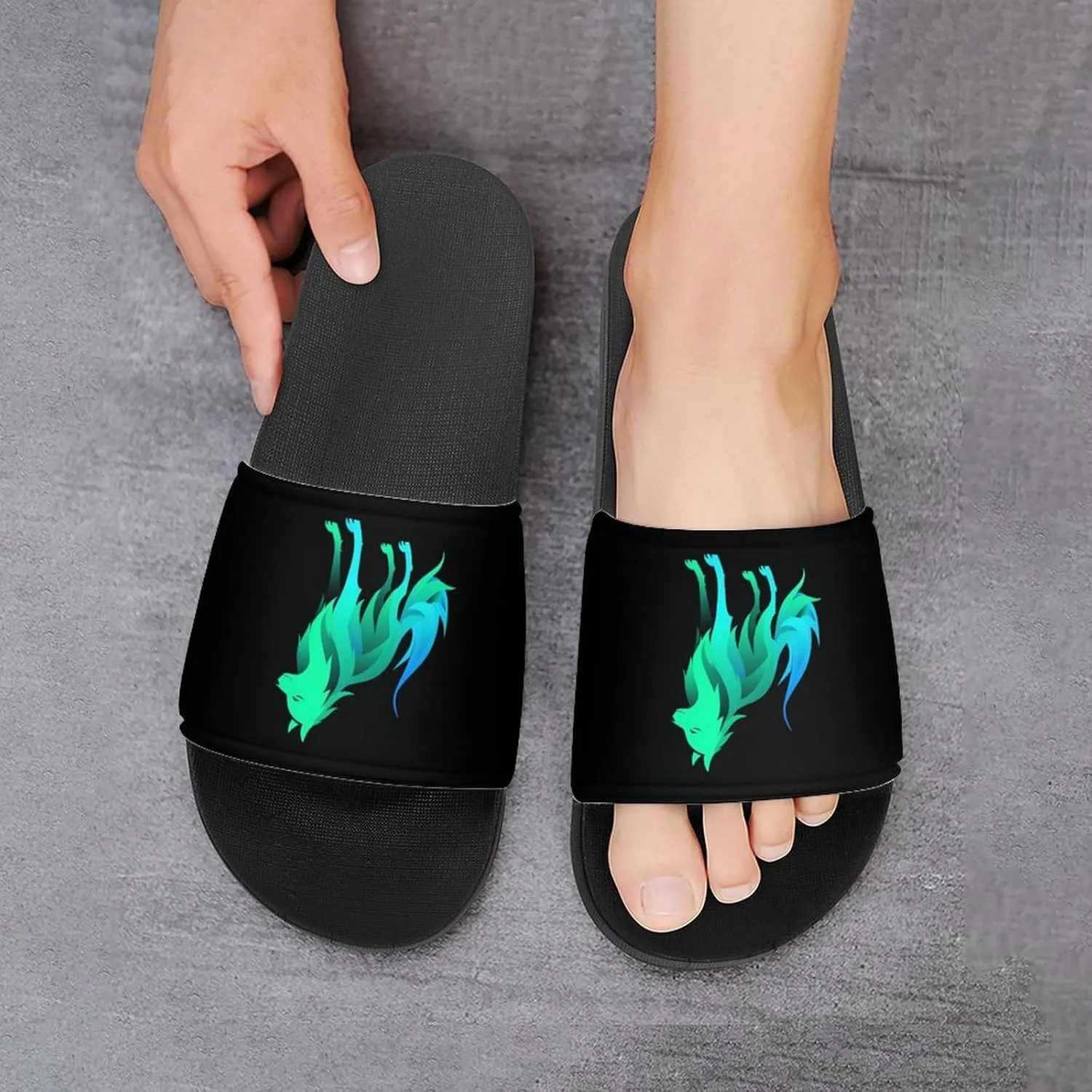 Wolf Silhouette Fashion Womens And Mens Slippers House Shower Shoes Indoor Outdoor Beach