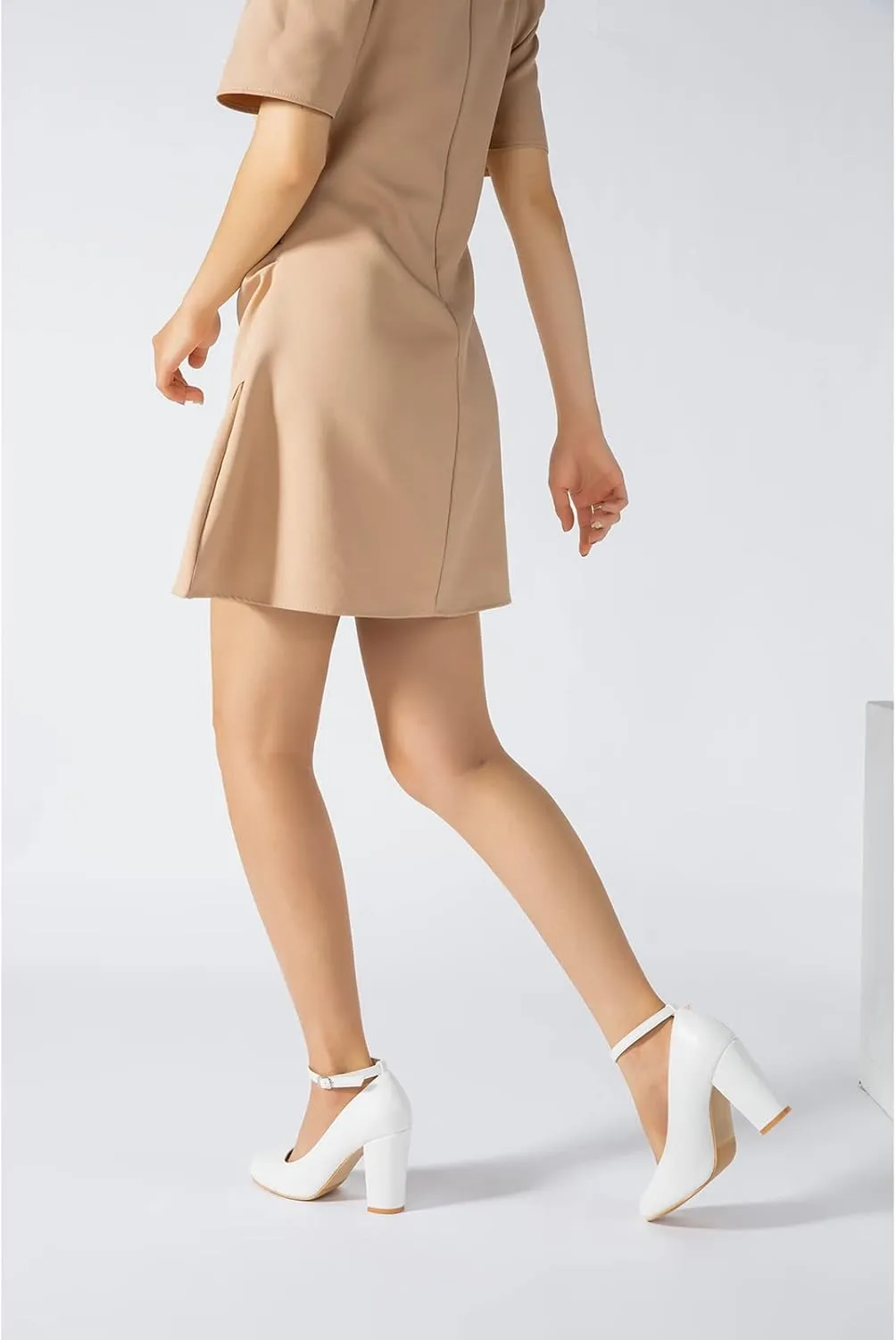 Women's Ankle Strap Pumps Closed Toe Block High Heel Round Toe Mary Jane Shoes