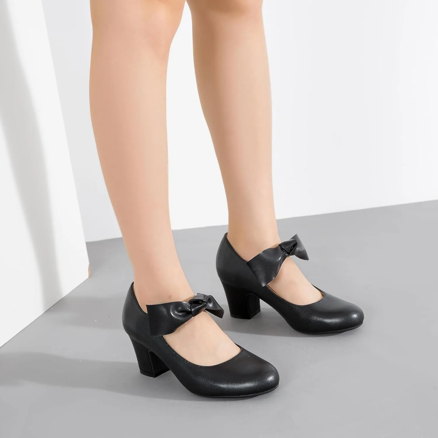 Women's Bow Mary Jane Block Heel Pumps Closed Round Toe Low Chunky Heels Ankle Strap Wedding Dress Evening Party Shoes