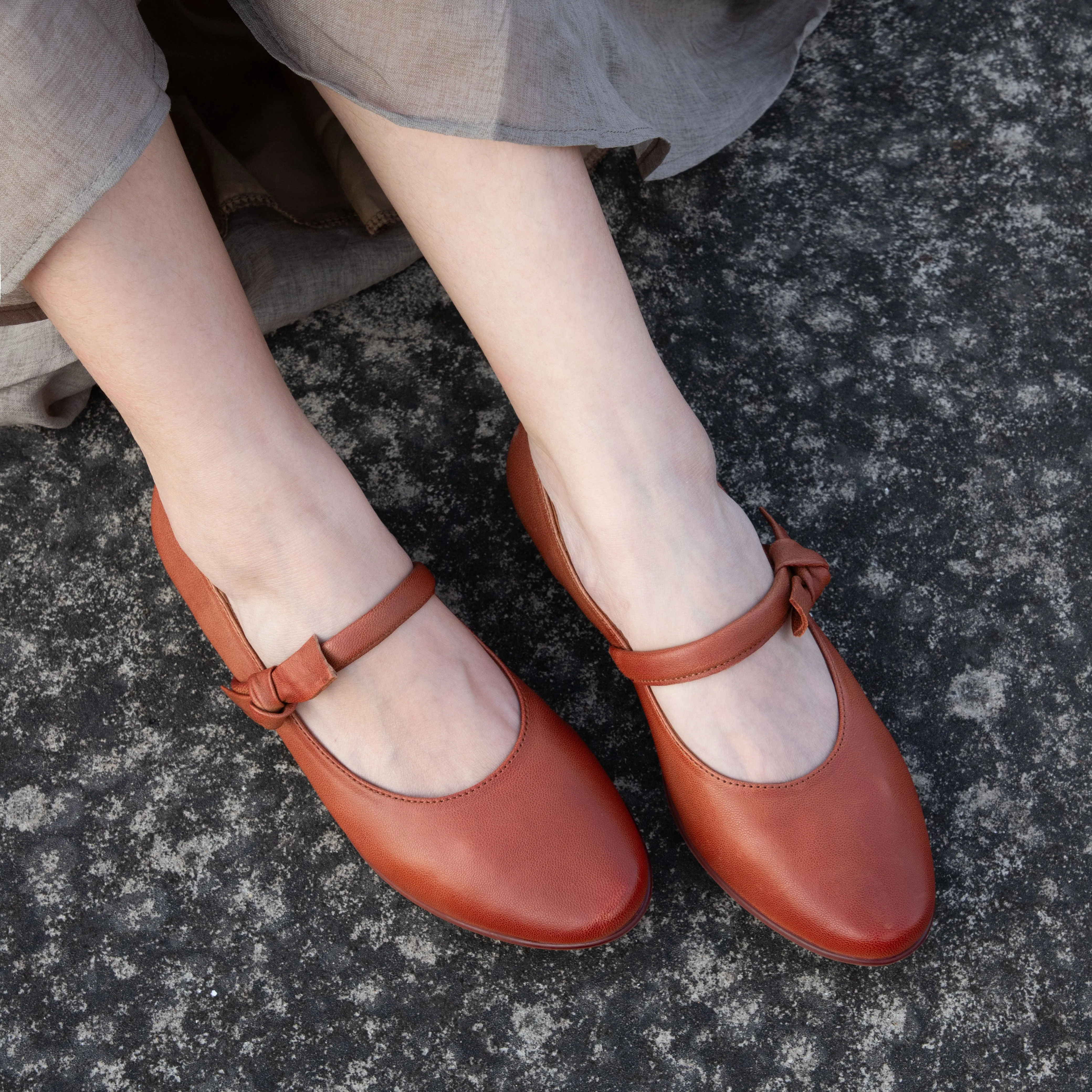 Womens Round Toe Handmade Literary Low Heel Mary Jane Shoes