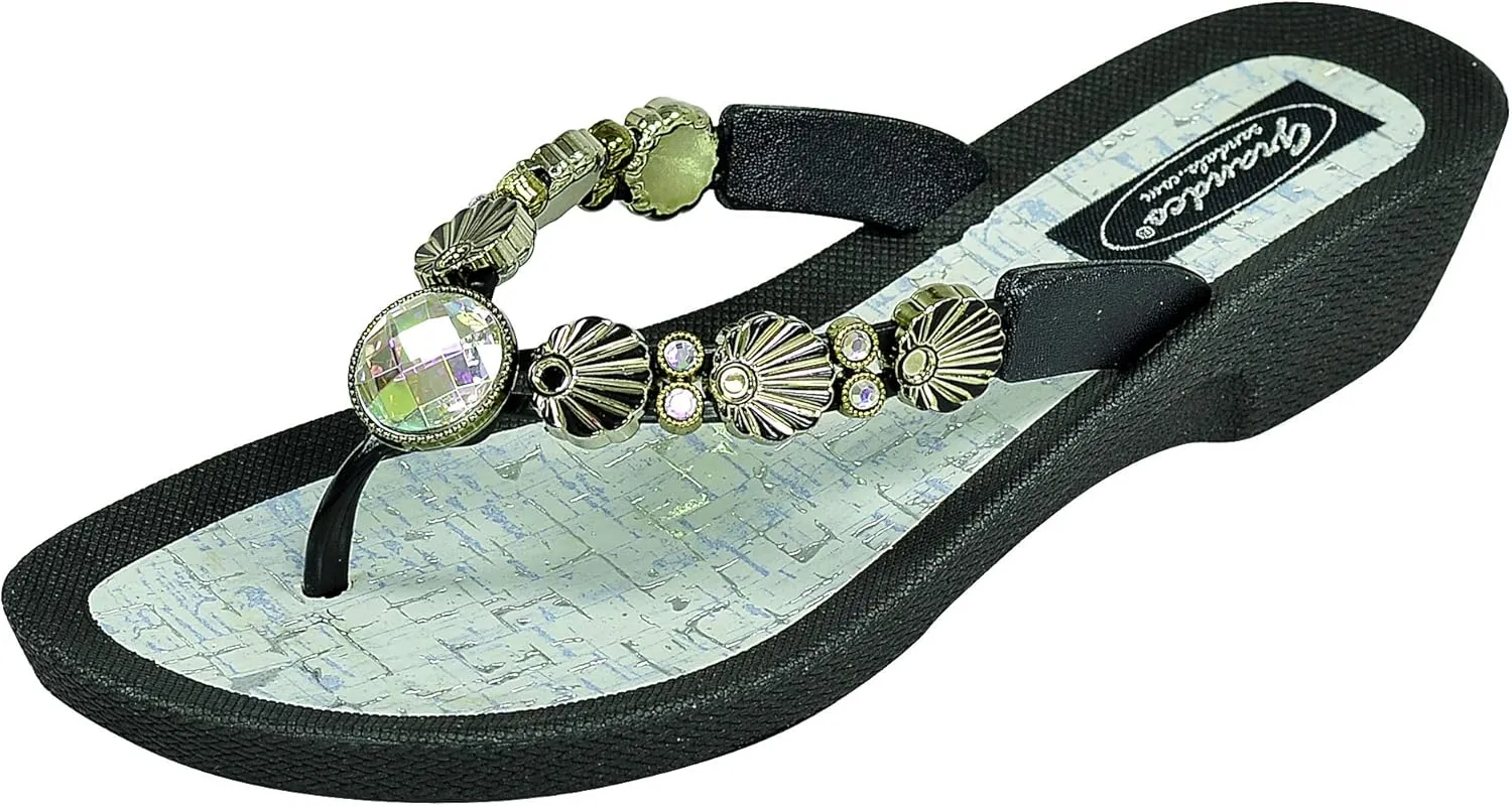 Women's Sea Shell V Thong Sandal (7, Black)